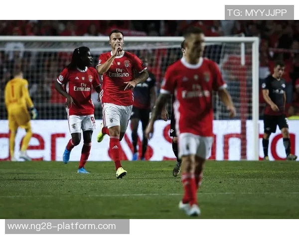 欧冠激战莱比锡狂胜本菲卡6-2全场沸腾瞬间回顾与分析