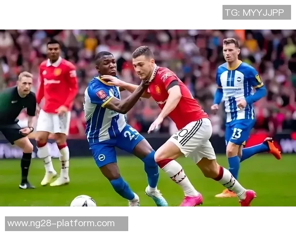 英超激战：马竞逆转巴黎圣日耳曼帽子戏法引发争议判罚热议