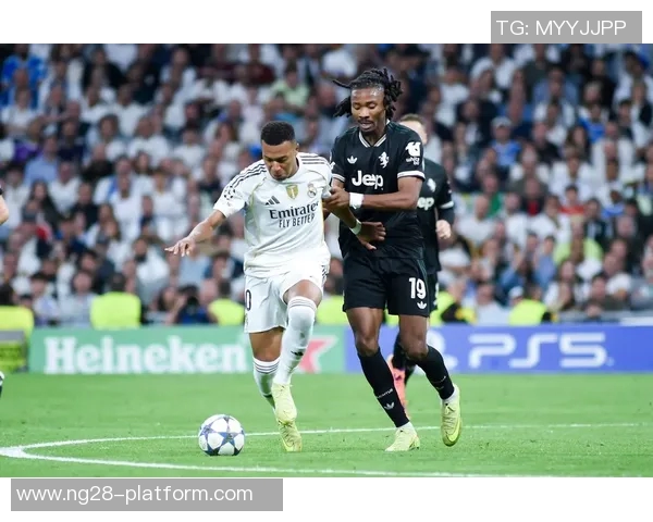 欧冠经典对决：尤文图斯逆转皇马神扑瞬间成比赛转折点分析