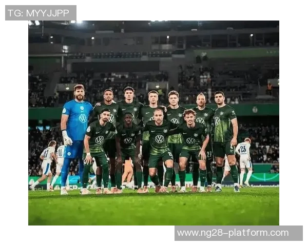 世界杯焦点战多特蒙德与波尔图战平争议判罚引发全场热议